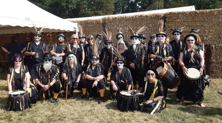 Witchmen border morris dancers